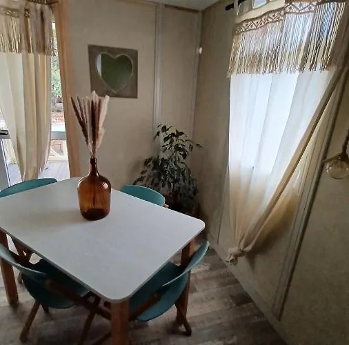 Chalet Le Petit De Charlène *